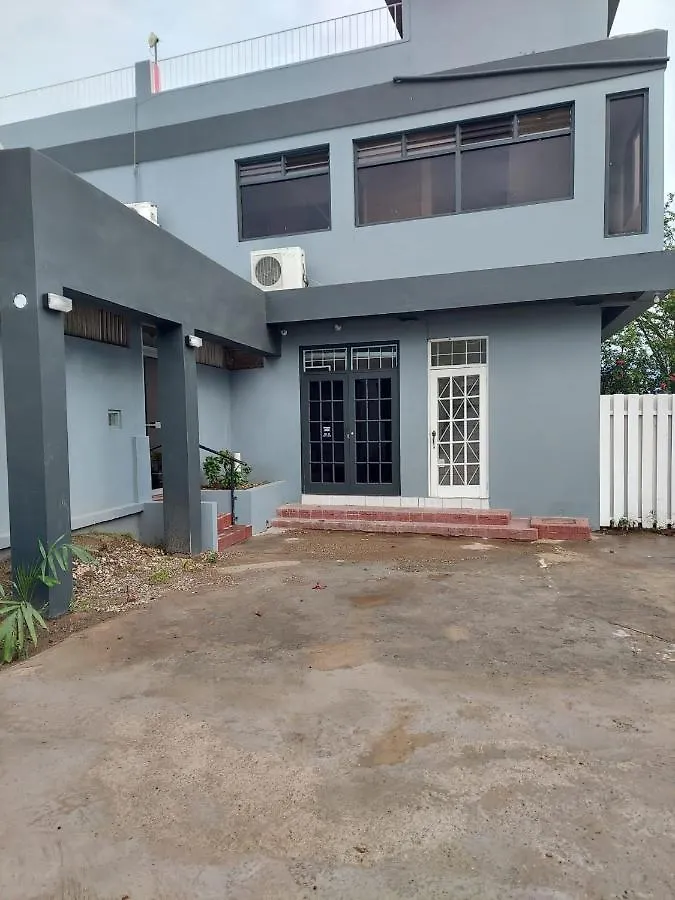 Pogas Hotel Limited Kingston Bed and breakfast