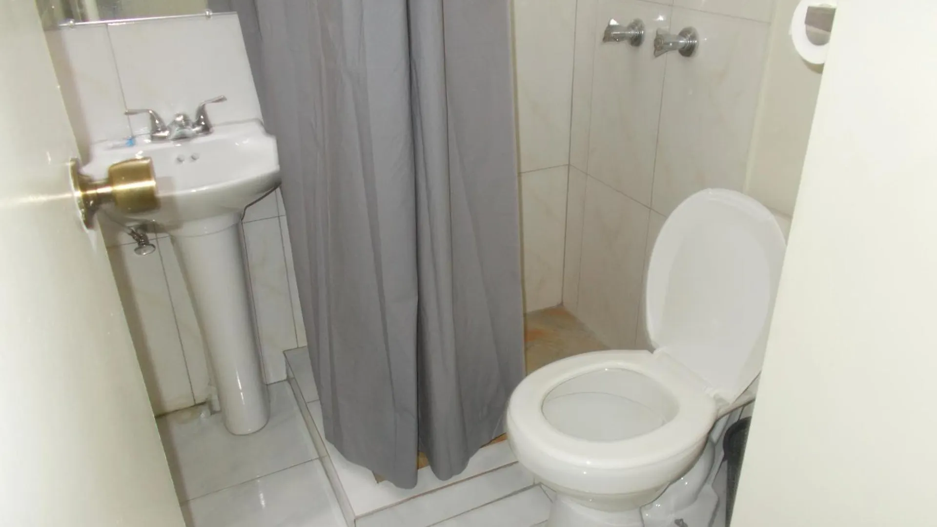 Bed and breakfast Pogas Hotel Limited Kingston Jamaica