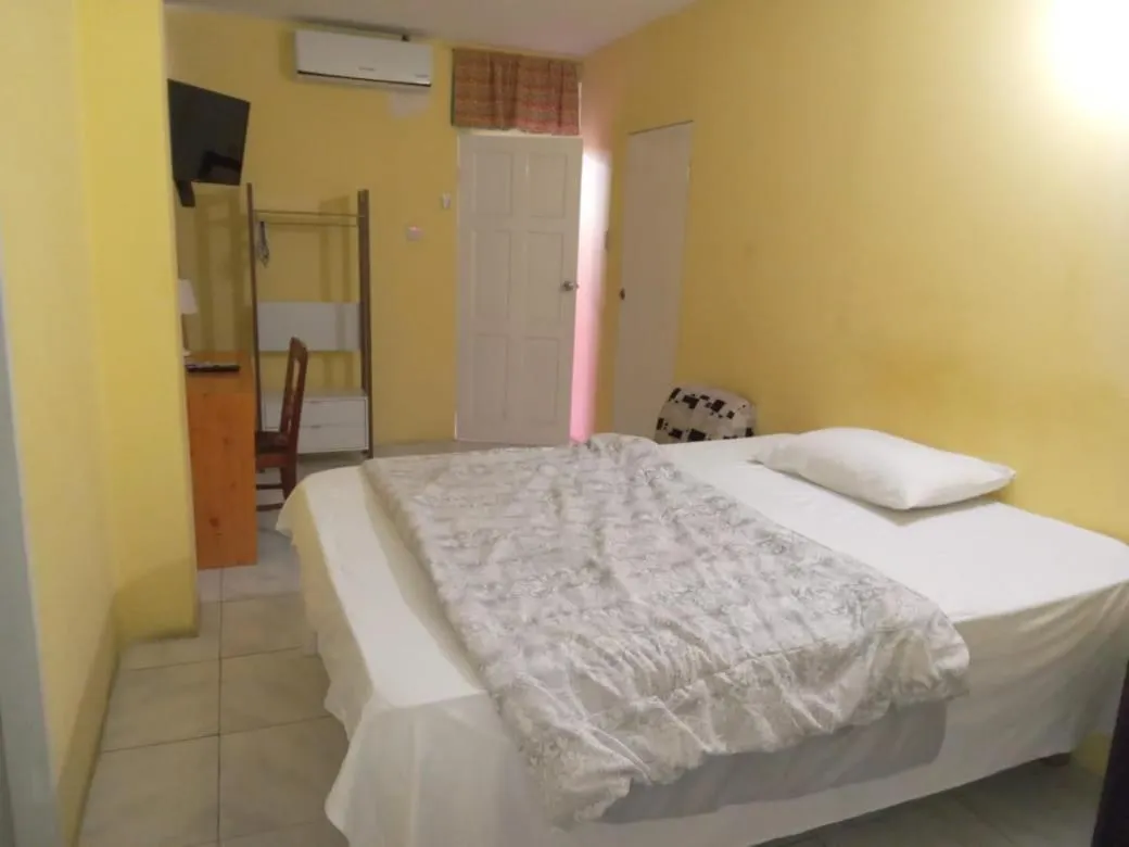 Pogas Hotel Limited Kingston