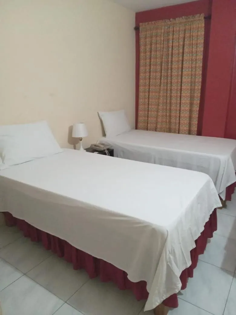 Bed & Breakfast Pogas Hotel Limited Kingston Giamaica