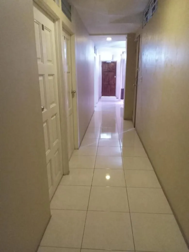 Pogas Hotel Limited Kingston 0*,  Giamaica