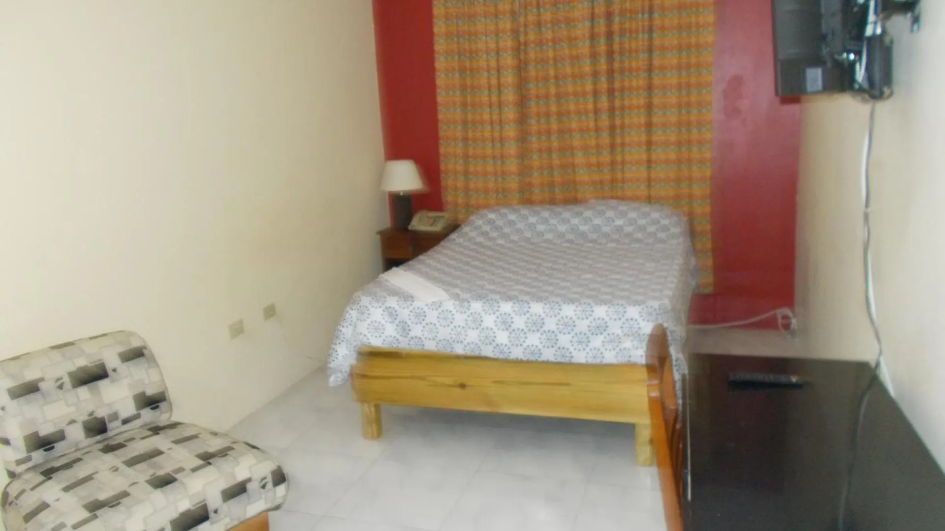 Pogas Hotel Limited Kingston Bed & Breakfast